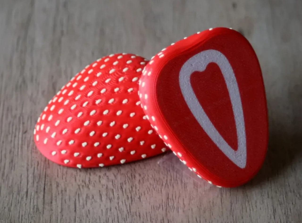 Play Food — Fruit & Vegetables — Strawberry